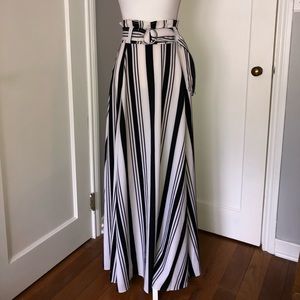 NY&Co Striped Circle Skirt